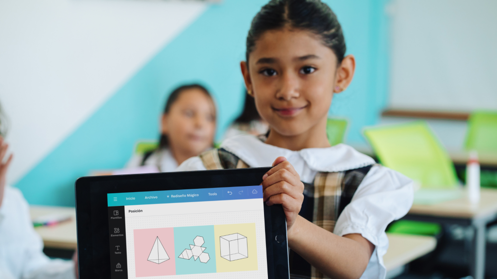 Menggunakan Gadget Secara Positif: Aplikasi Edukatif yang Mendukung Tumbuh Kembang Anak