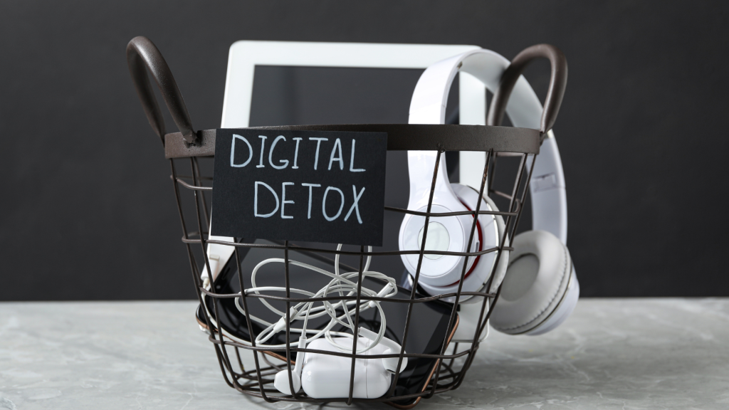 Detoks Digital: Ada Dampak Kesehatan Nyata atau Cuma Gaya Hidup?