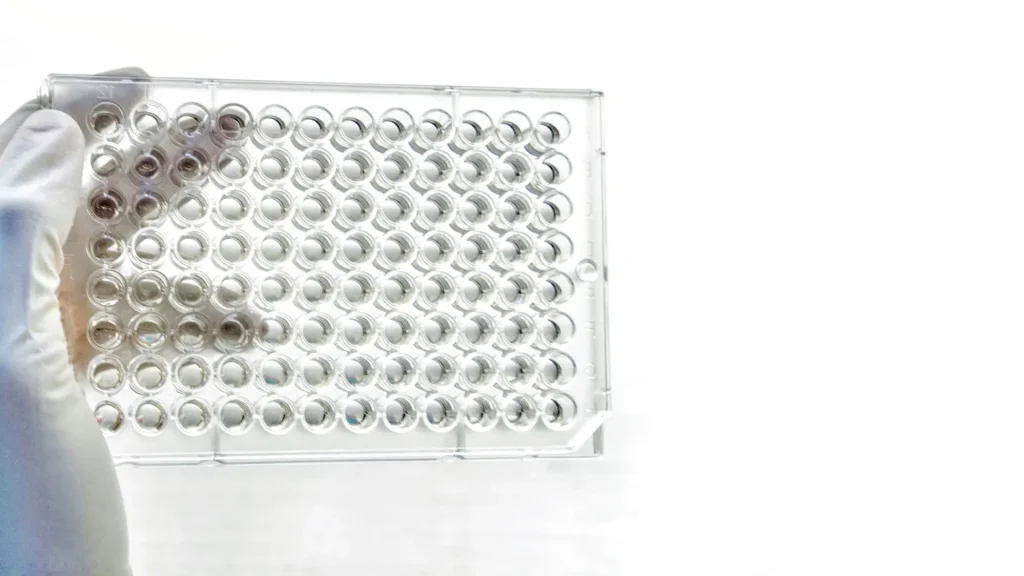 Microplate Washer adalah alat otomatis yang digunakan dalam proses pencucian mikrotiter plate, terutama dalam pengujian ELISA.