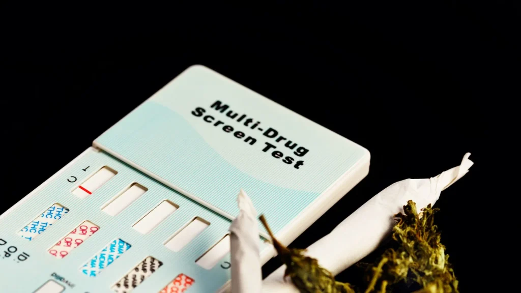Urine Drug Test Panel adalah alat skrining yang banyak digunakan untuk mendeteksi penyalahgunaan zat terlarang maupun obat-obatan tertentu dalam tubuh.