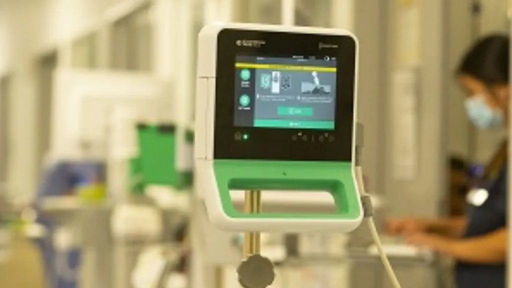 Bladder scanner merupakan salah satu alat diagnostik non-invasif yang semakin banyak digunakan dalam dunia medis.