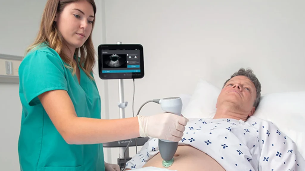 Gangguan berkemih sering dialami oleh kelompok lansia akibat perubahan fisiologis tubuh, penyakit penyerta, maupun efek obat-obatan.