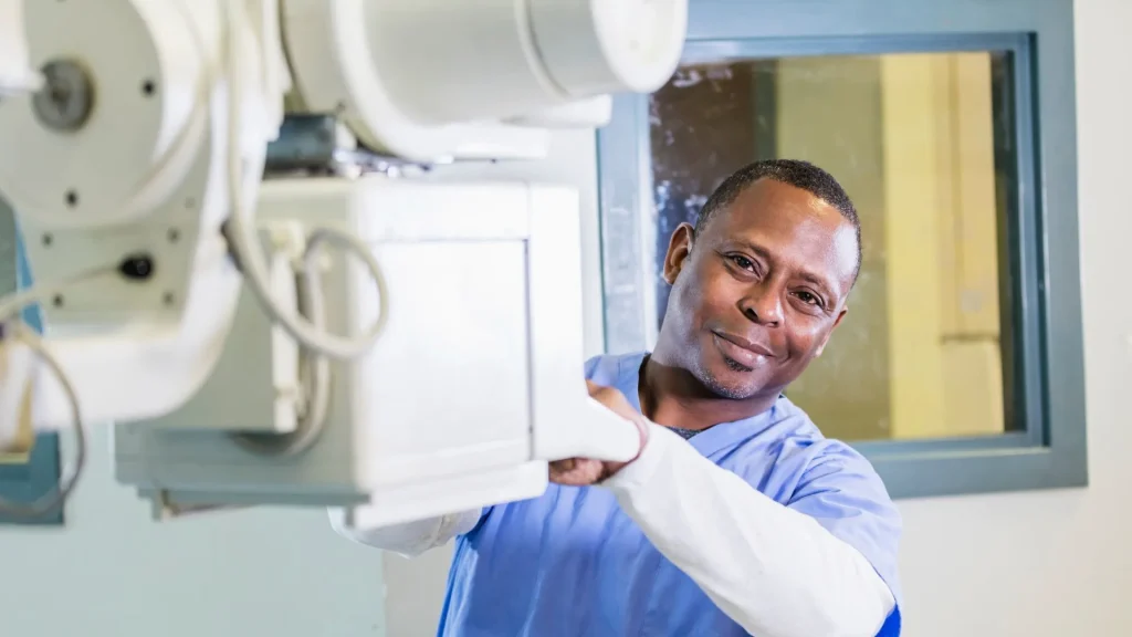 Teknologi X-Ray instan hadir sebagai terobosan yang mampu menjawab kebutuhan layanan kesehatan modern.