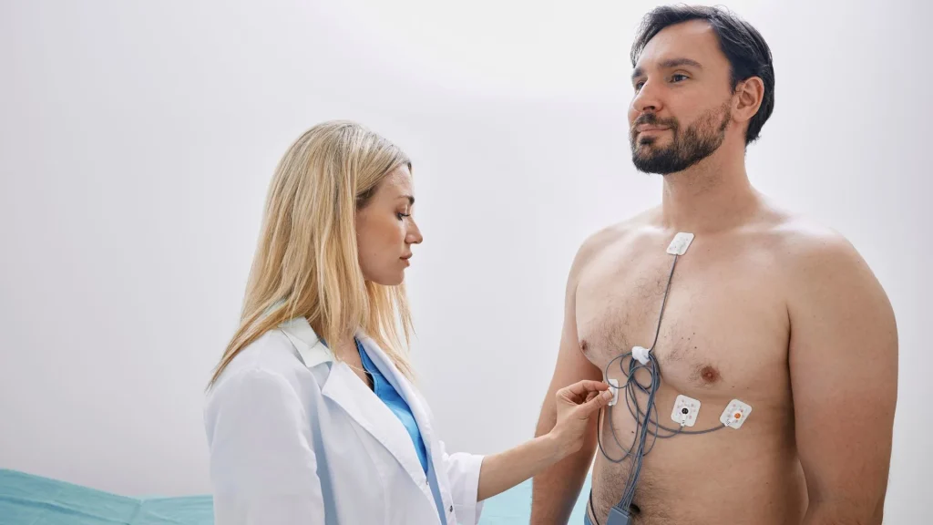 Portable ECG adalah alat medis modern yang membantu merekam aktivitas listrik jantung dengan cara sederhana dan praktis.