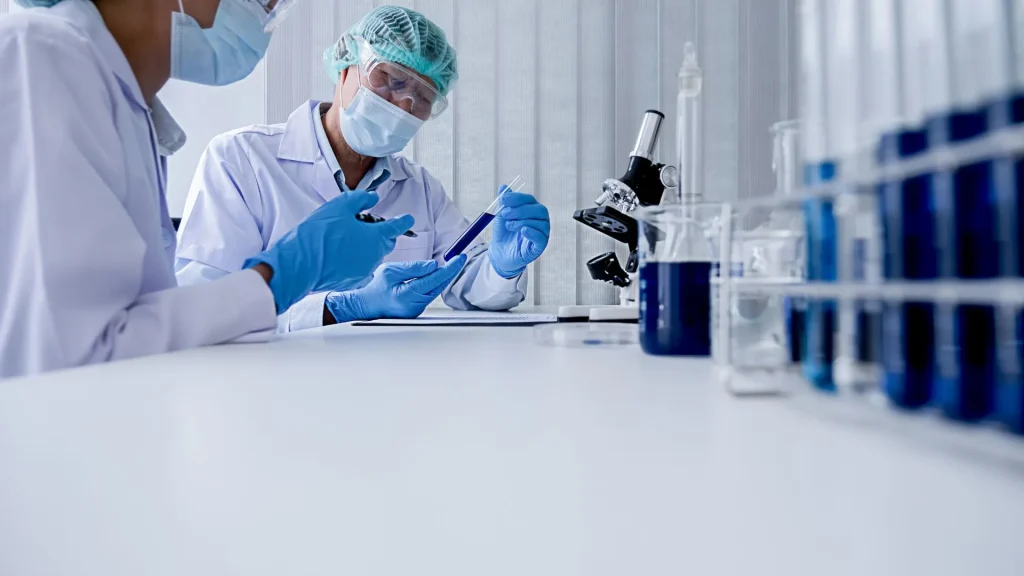 Analyzer otomatis merupakan salah satu inovasi penting dalam dunia laboratorium klinik modern. Alat ini dirancang untuk mempercepat proses analisis berbagai parameter darah, urin, atau cairan tubuh lainnya dengan akurasi tinggi.