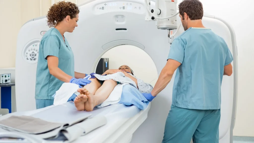 Teknologi dose reduction pada CT slice tinggi menjadi salah satu inovasi utama dalam pencitraan modern untuk menjaga keamanan radiasi tanpa mengorbankan kualitas diagnostik.