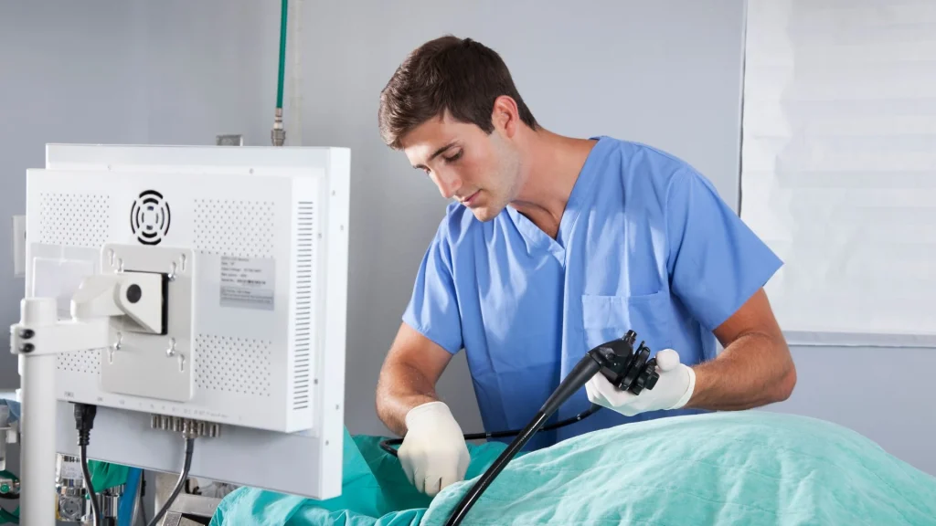 Capsule endoscopy merupakan teknologi pencitraan modern yang memungkinkan visualisasi saluran cerna tanpa prosedur invasif.