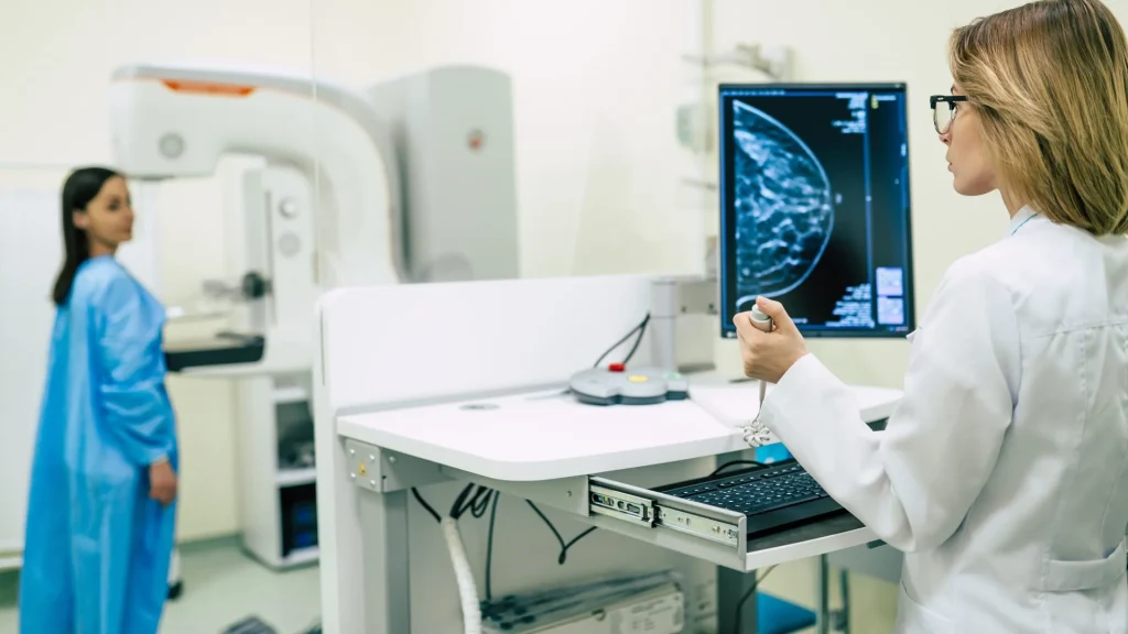 Teknologi 3D mammography atau tomosynthesis memiliki kemampuan unggul dalam menampilkan struktur payudara secara berlapis.