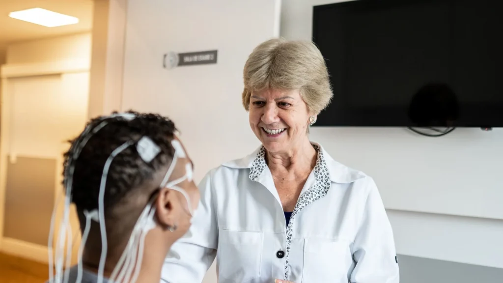 Pemeriksaan tidur bertujuan menilai fungsi fisiologis selama tidur secara objektif.