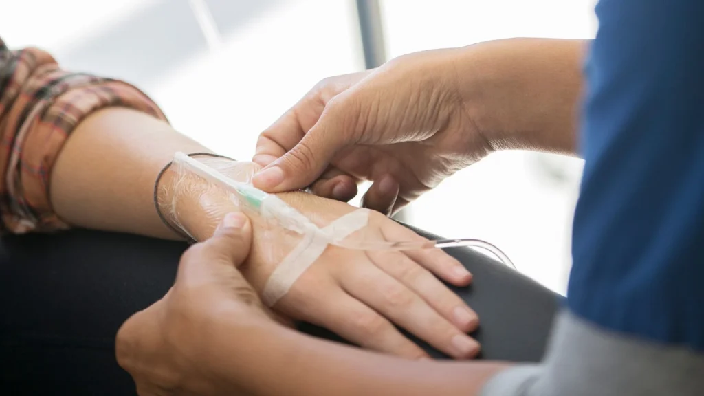 Konektivitas WiFi pada infusion pump menghadirkan perubahan signifikan dalam manajemen terapi cairan dan obat intravena.