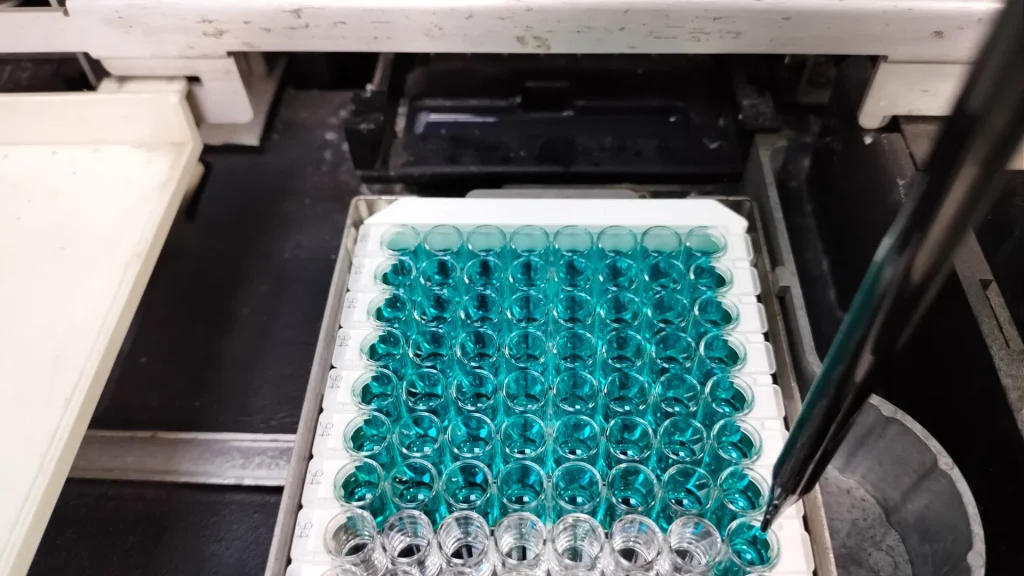Perkembangan teknologi immunoassay terus bergerak menuju platform yang lebih sensitif dan otomatis.