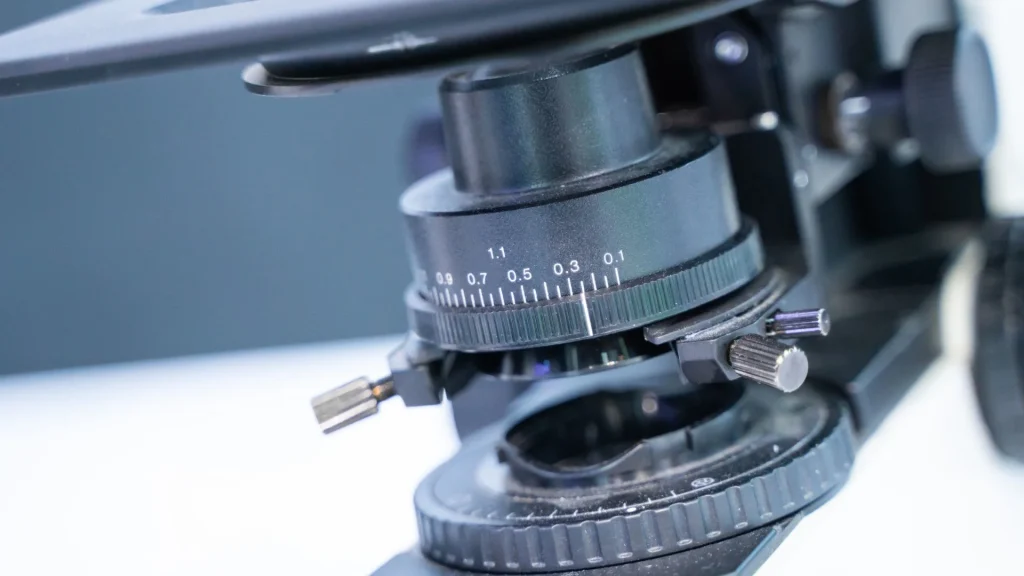 Penerapan AI morphology dalam hematologi memberikan peningkatan akurasi yang signifikan dalam identifikasi sel darah.