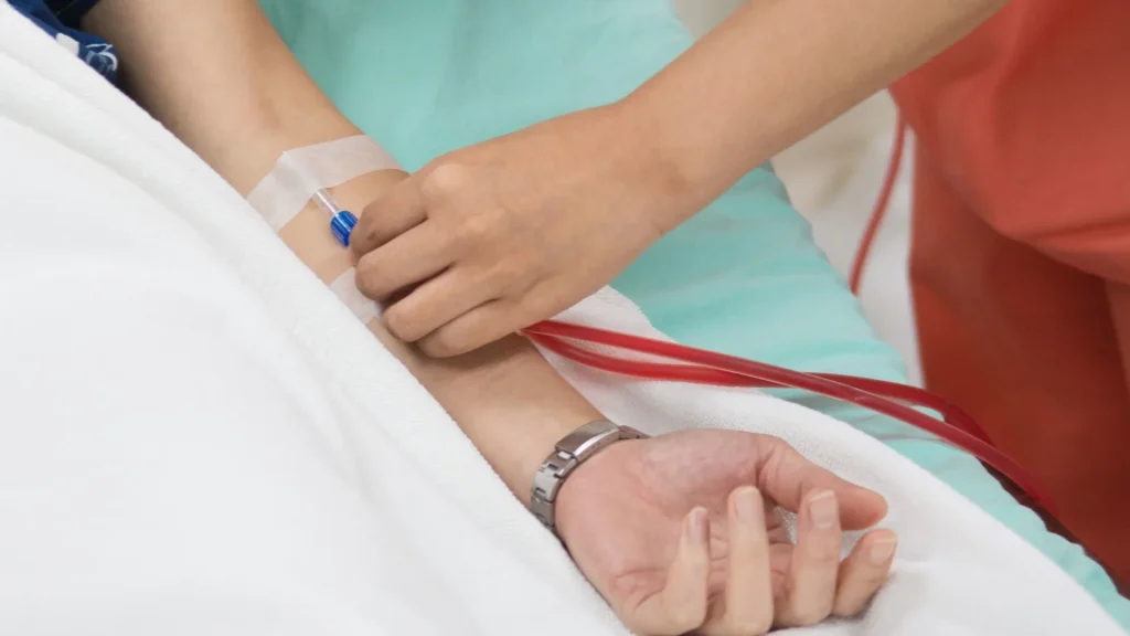 Home dialysis merupakan inovasi yang memungkinkan pasien menjalani terapi cuci darah di rumah dengan bantuan mesin portable.