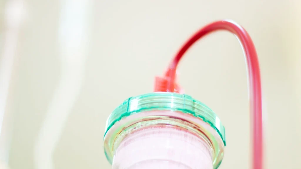 Selama beberapa dekade, terapi pengganti ginjal seperti hemodialisis dan transplantasi menjadi penopang utama bagi pasien gagal ginjal.